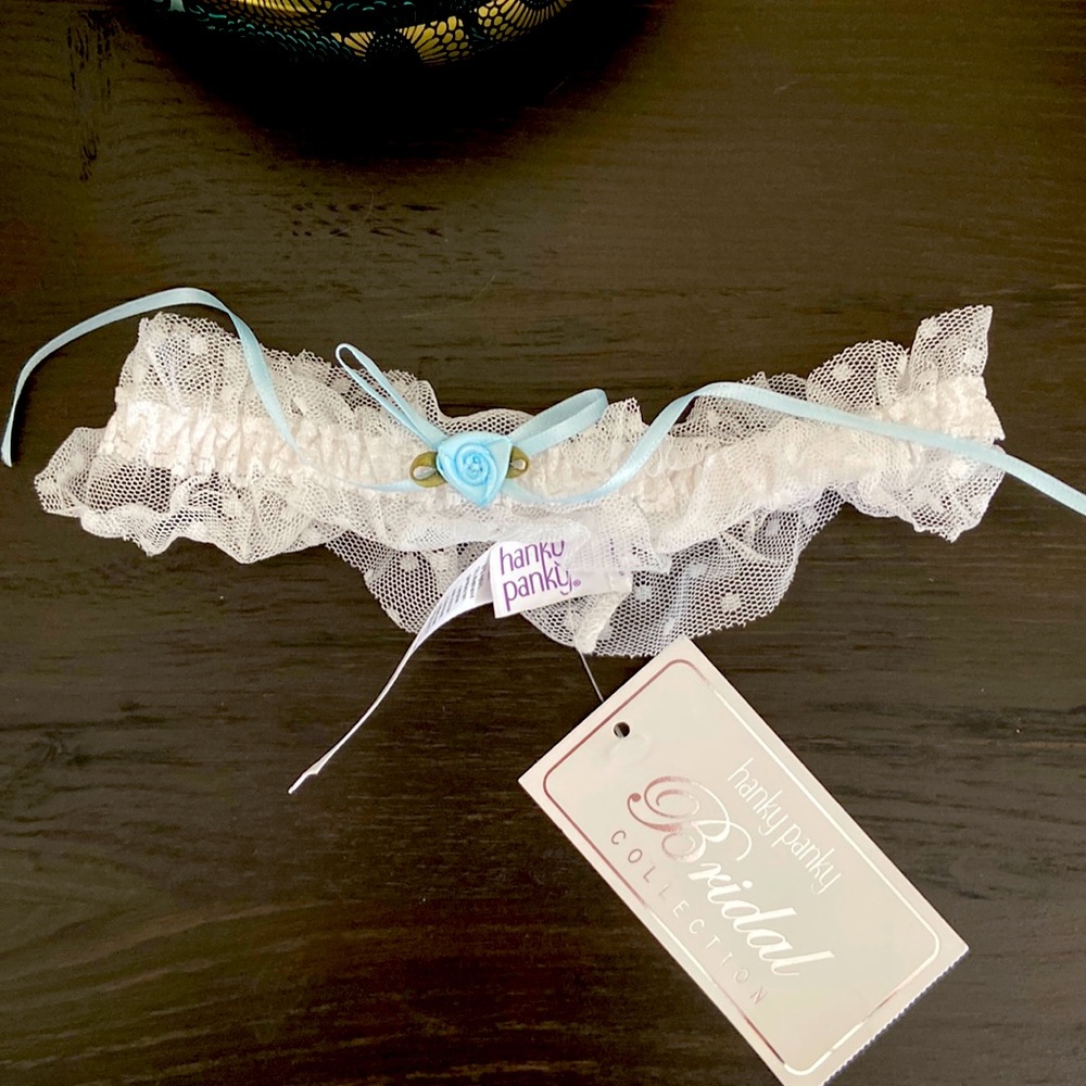 Hanky Panky garter